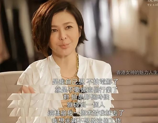 62岁关之琳近况：房子很大钱很多，以狗为伴，弟弟是她晚年的依靠（组图） - 10