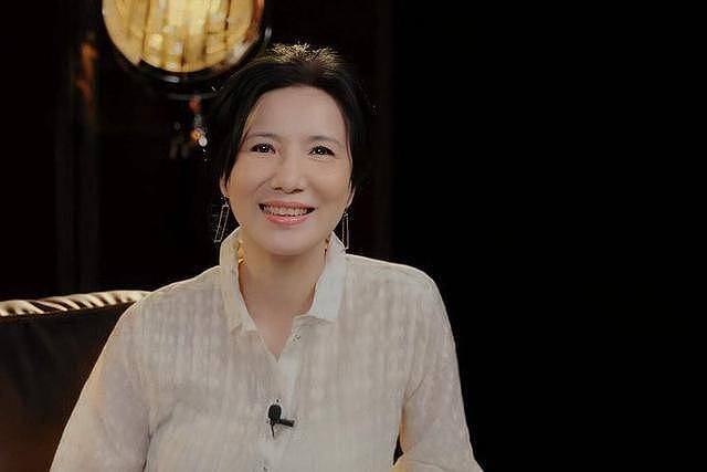 香港知名女星陷整容风波，鼻子变形容貌变化大，网友直呼认不出（组图） - 4