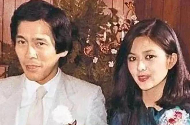 62岁关之琳近况：房子很大钱很多，以狗为伴，弟弟是她晚年的依靠（组图） - 11