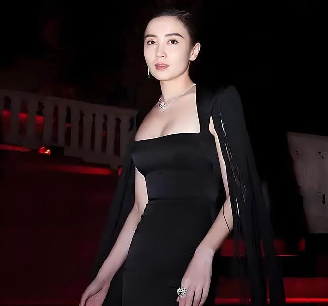 不愧是宋佳！谈帅哥、爱才子，却最终嫁给了小7岁的弟弟（组图） - 13