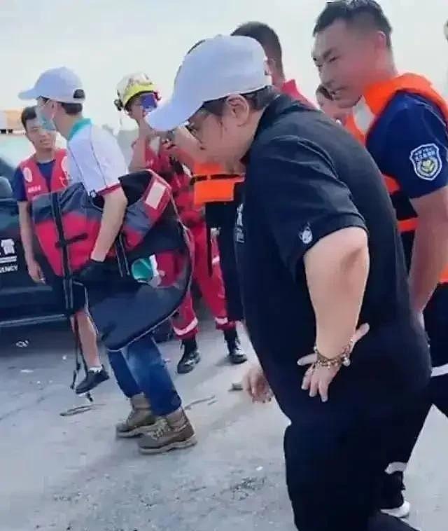 被举报“假慈善”的韩红,这次在贵州洪灾的表现,让人刮目相看(组图) - 18
