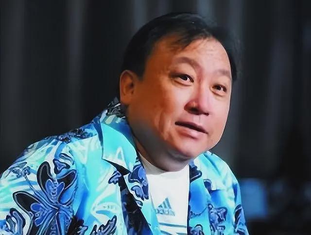 蔡澜“老照片”被扒，舒淇受到牵连，裹着浴巾一同泡温泉引全网关注（组图） - 10