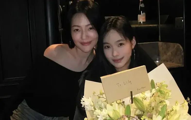 小S二女儿陷入抄袭争议，本人承认有参考，遭艺术圈公开抨击（组图） - 16