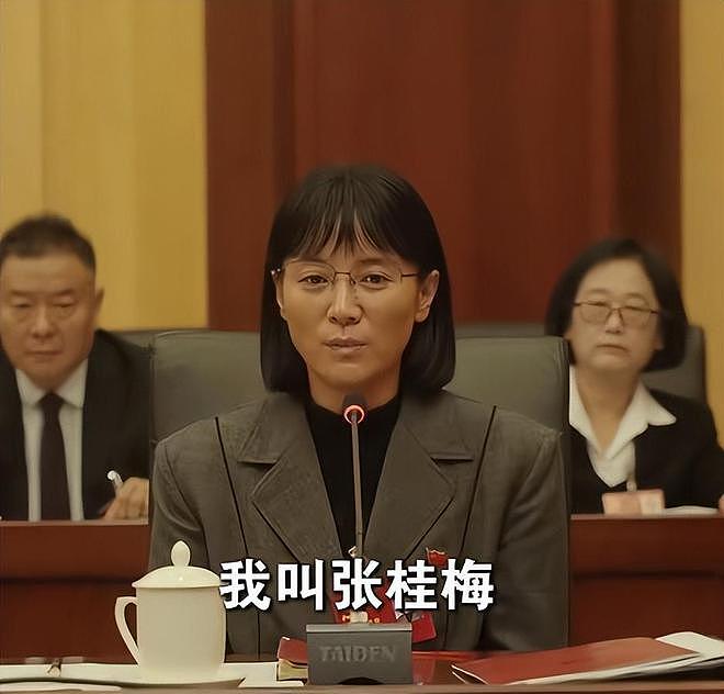同演张桂梅，把宋佳和海清放一起，差距就出来了，没对比就没伤害（组图） - 9