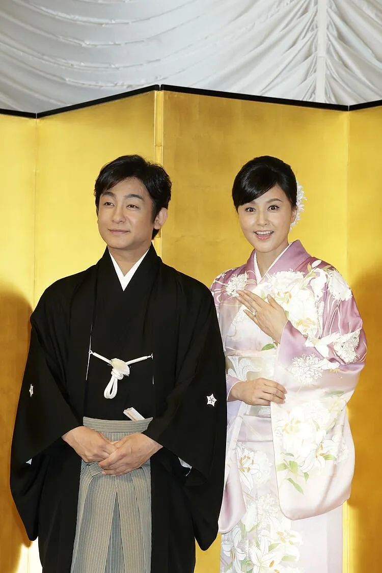 世纪婚姻9年,日本顶级女神藤原纪香54岁庆生照美炸天!(组图) - 15