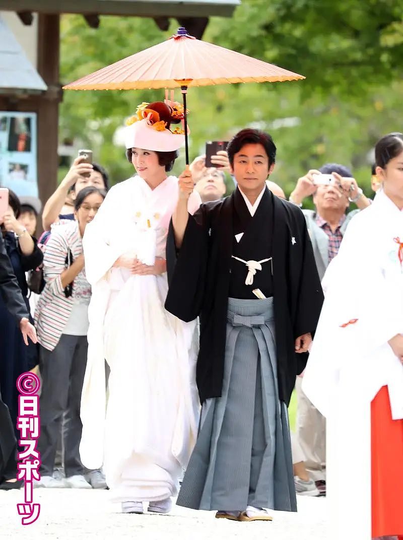 世纪婚姻9年,日本顶级女神藤原纪香54岁庆生照美炸天!(组图) - 16