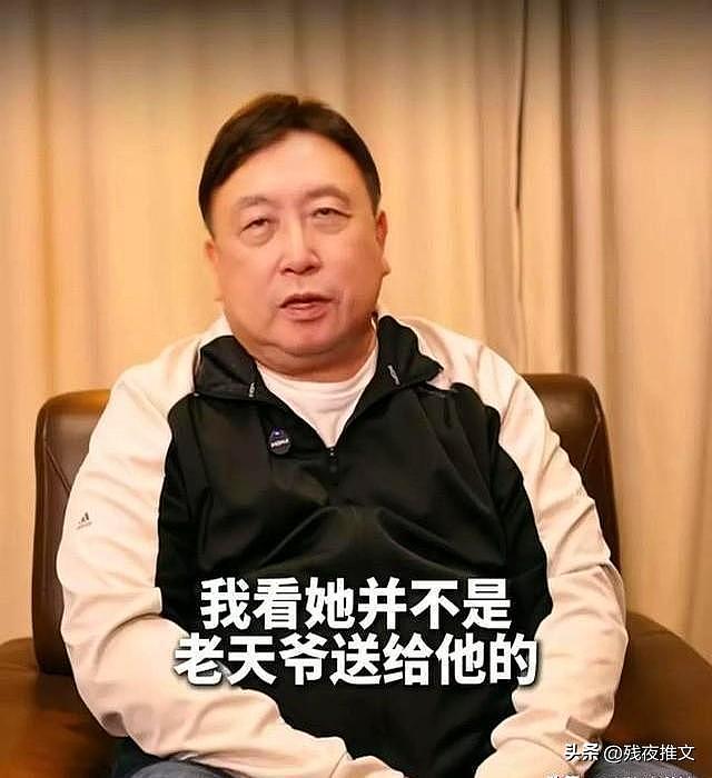 一场晚宴暴露刘亦菲真实身材,看清腋窝那刻,内娱畸形审美该停了(组图) - 7
