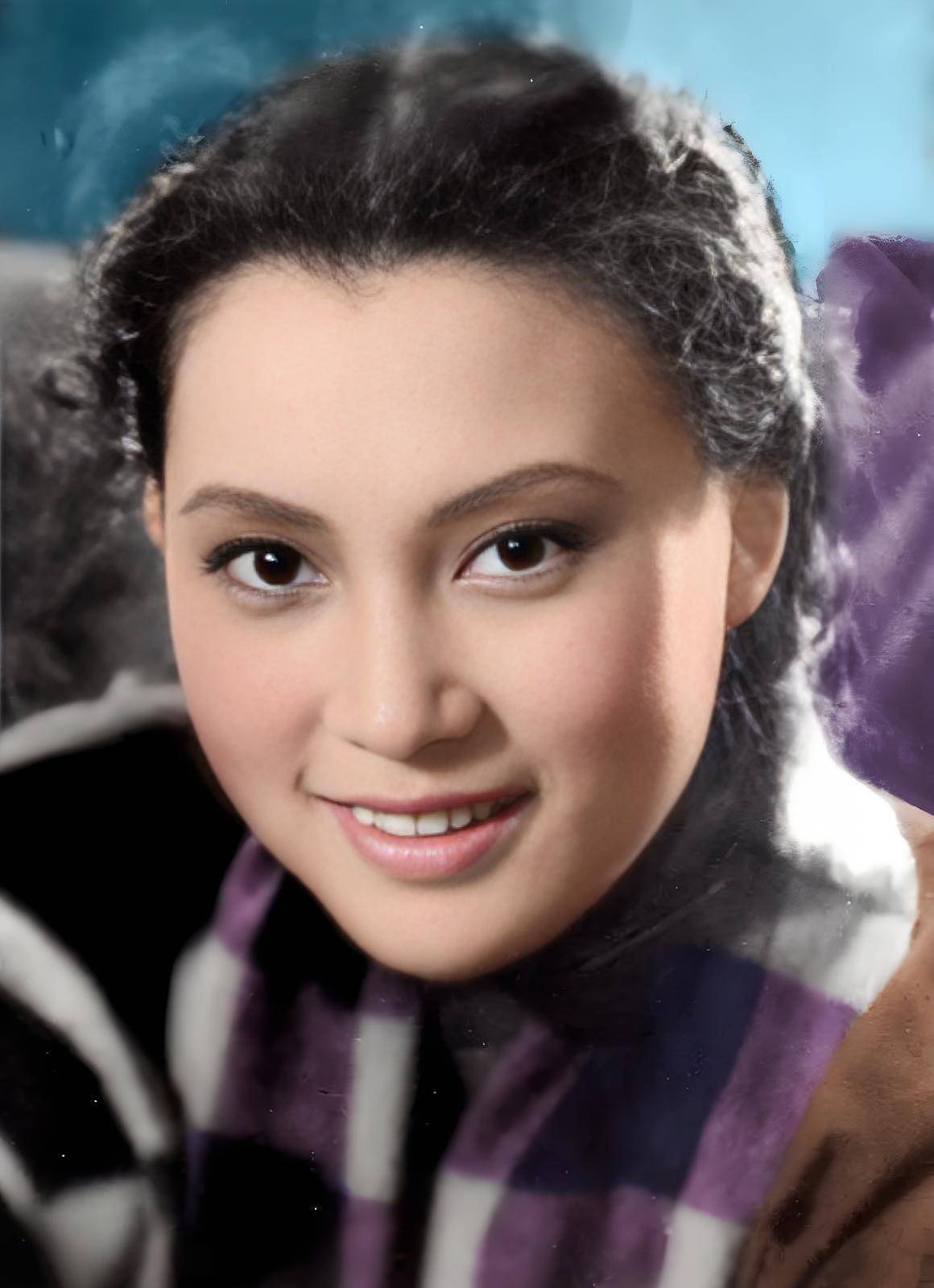秦怡:新婚第3天就遭丈夫陈天国家暴,在防空洞里生女儿差点死去(组图) - 3