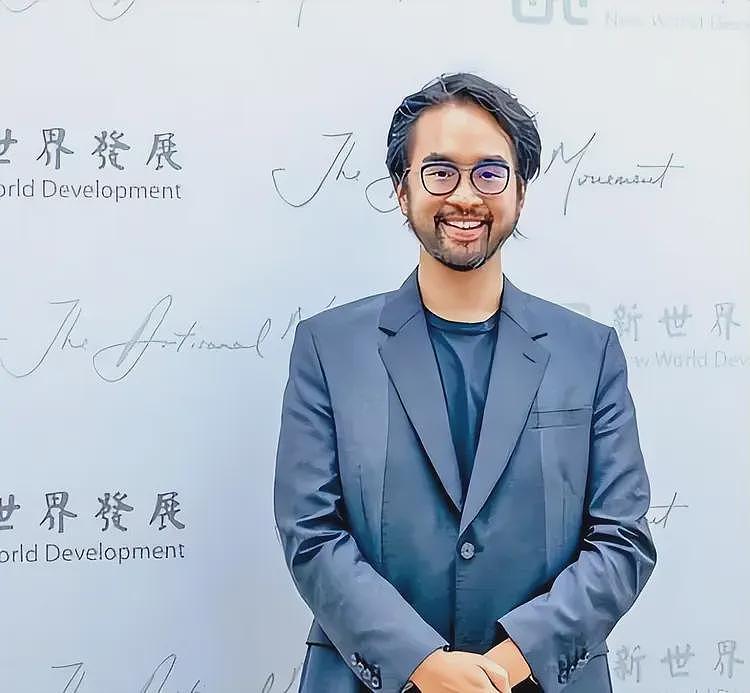 顶级豪门长孙败光1500亿，踩中所有内地房企的雷（组图） - 5