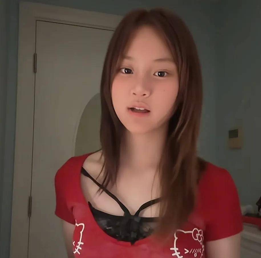 李小璐女儿越来越不对劲,感慨长大没意义,父母一直不干预遭质疑(组图) - 1