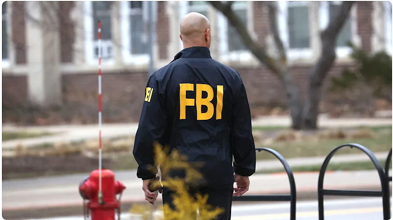 美国两华人双双被捕!一个绿卡,一个旅游签证入境3个月,面临10年监禁 $25万罚款(组图) - 3