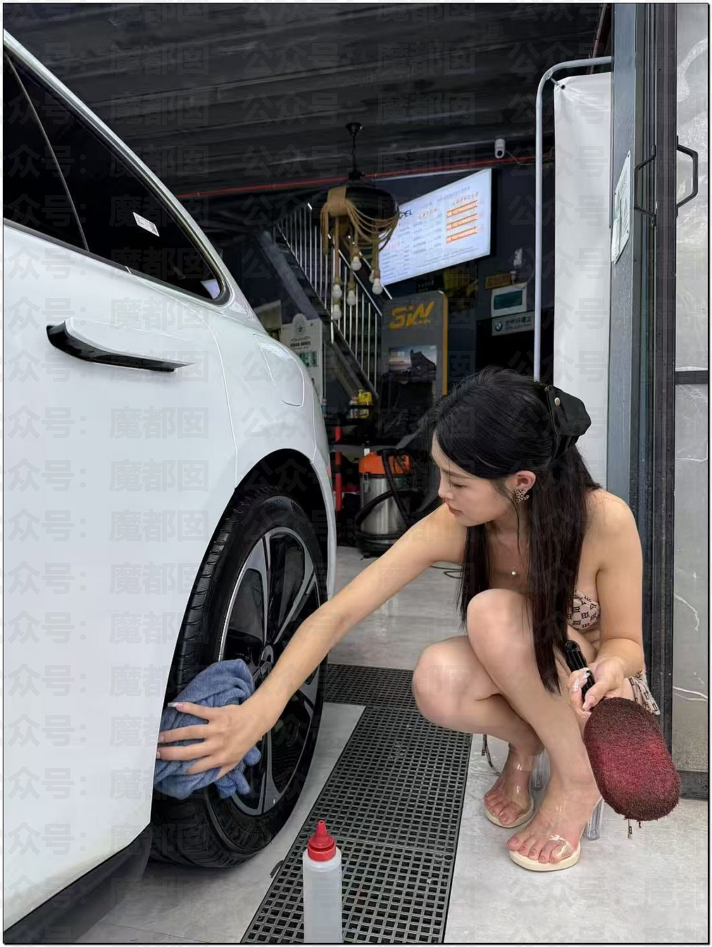 全网热议！洗车行请热辣比基尼美女洗车，店家称是“男人的浪漫”（组图） - 2