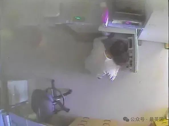 震惊！他因嫉妒向同门女博士培养基投毒，实验室全军覆没，同门惨遭延毕 …（组图） - 8