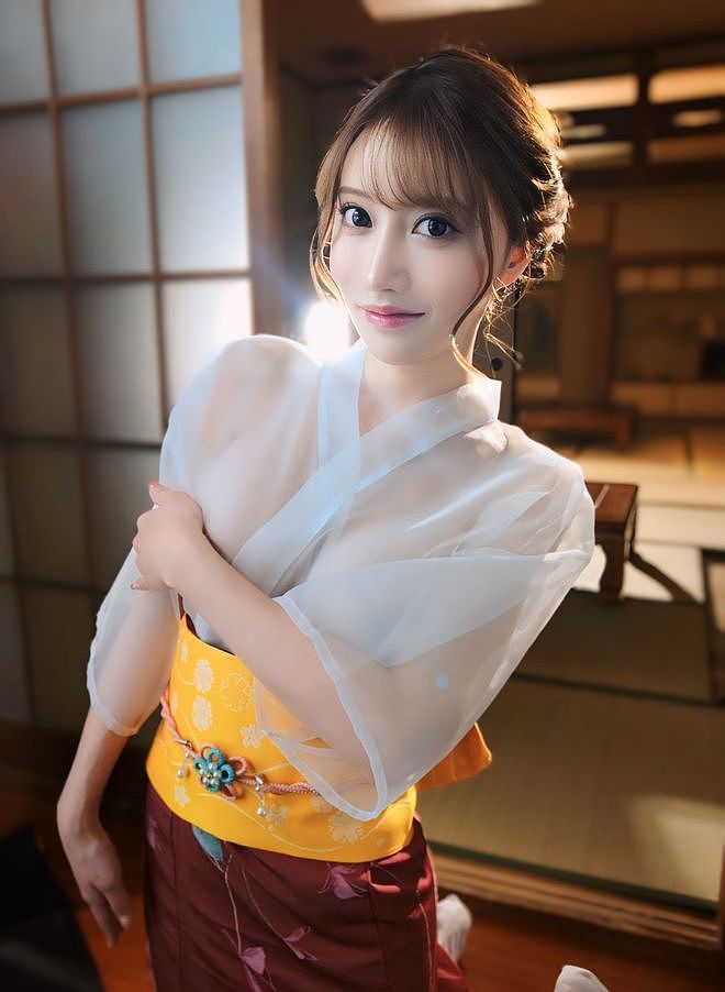 【美女】甜美女神，前凸后翘，犯规身材让人欲罢不能（组图） - 1