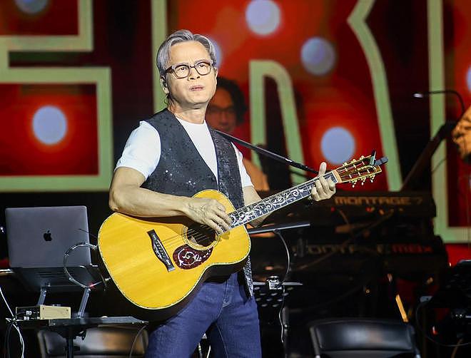 “爷孙恋”李坤城离世2年后，儿子李卓轩怒骂：他把路走死了（组图） - 10