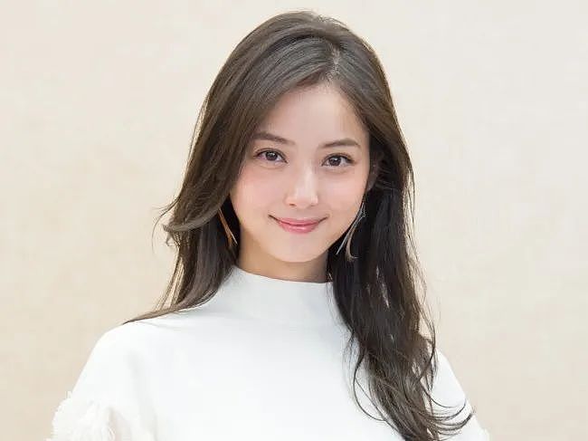 日本最美女星遭渣夫背叛5年后首发声!对方在公厕与多名女子纠缠,她为儿子强忍不离还生了2胎…(组图) - 2