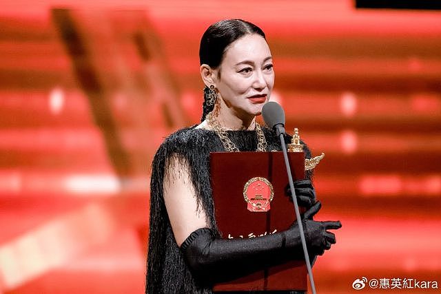 65岁惠英红回应脸上缝过89针!自杀被家人救回,“开工,我就有生命”(组图) - 10