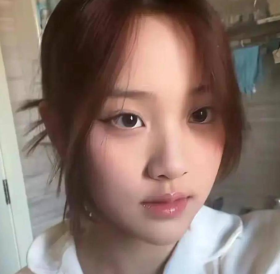 这一次，甜馨终为李小璐的错误买了单，年仅13岁懂事得让人心疼（组图） - 7