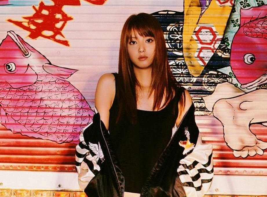 日本最美女星遭渣夫背叛5年后首发声!对方在公厕与多名女子纠缠,她为儿子强忍不离还生了2胎…(组图) - 9