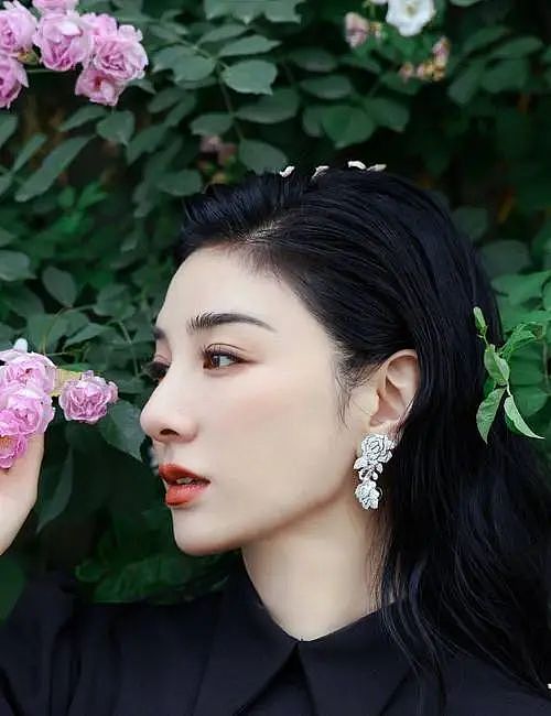 她是“李玉湖”也是“小燕子”，前“顶流小花”黄奕推掉王家卫《繁花》，背后藏着多少女人无法言说的痛（组图） - 20