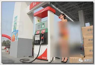 全网热议！洗车行请热辣比基尼美女洗车，店家称是“男人的浪漫”（组图） - 42