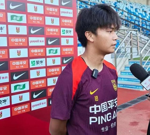执教国足后久尔杰维奇首次发声：不需要惧怕任何对手，回应4天后将出战东亚杯（组图） - 4