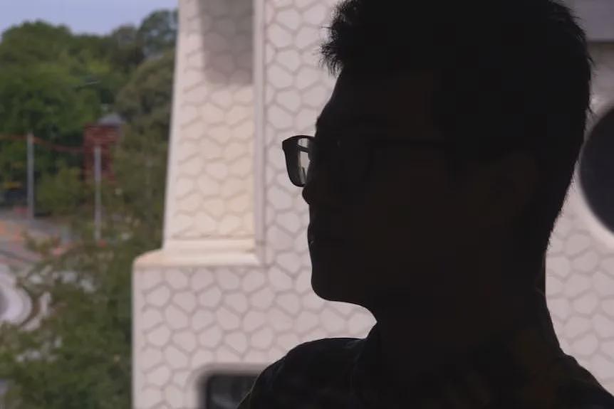 严查中国留学生!澳洲名校被曝用中文上课,唯一西人学生崩溃退学?评论区成大型吐槽现场(组图) - 8