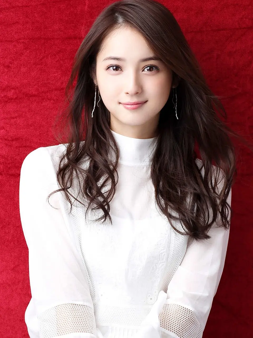 日本最美女星遭渣夫背叛5年后首发声!对方在公厕与多名女子纠缠,她为儿子强忍不离还生了2胎…(组图) - 11