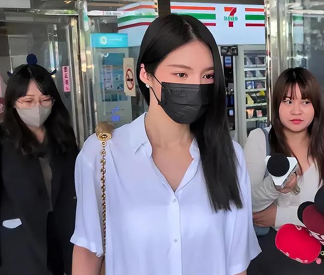 王大陆现身法院面颊憔悴，女友隐瞒案情被打脸，状态轻松不受影响（组图） - 9