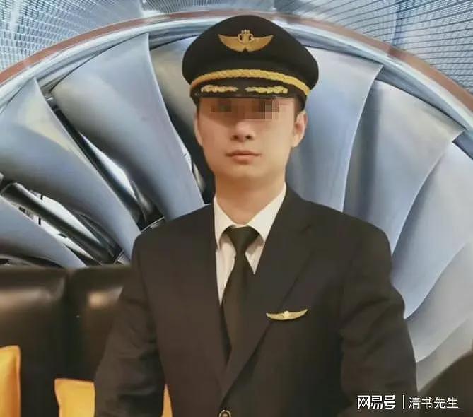 南航机长伤人跳楼事件的内幕,似乎被网友扒出来了...(组图) - 3