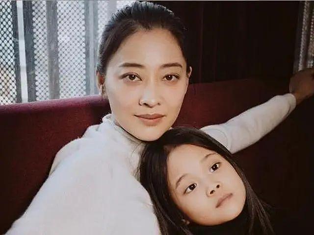 梅婷：19岁从中戏退学，50岁凭两部悬疑片，给内娱演员上了一课（组图） - 11