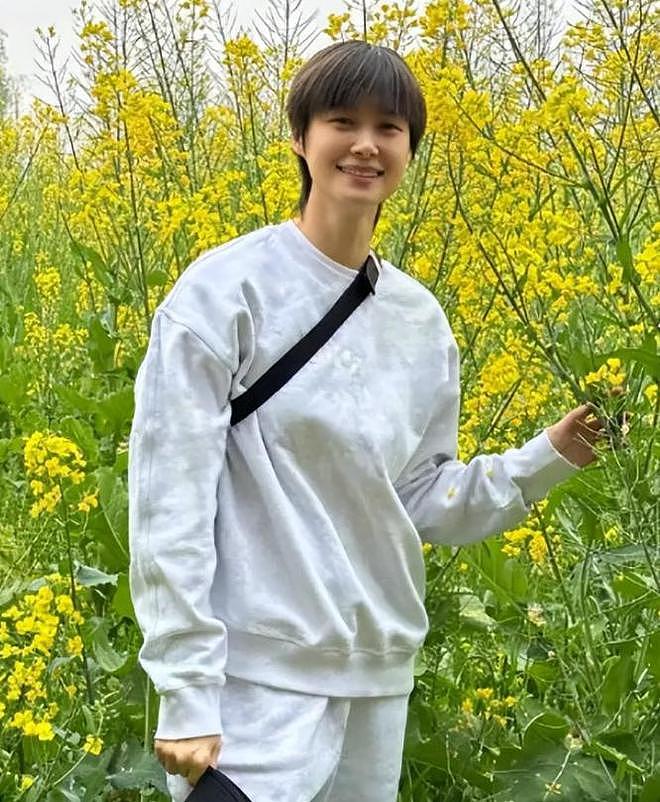 30岁嫁法国老头?40岁财产无人继承?李宇春的私生活谣言有多离谱(组图) - 7