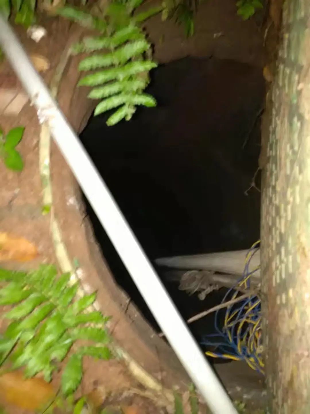 痛心！13岁男孩在小区意外身亡，原因唏嘘！路过这个位置请绕开（组图） - 3