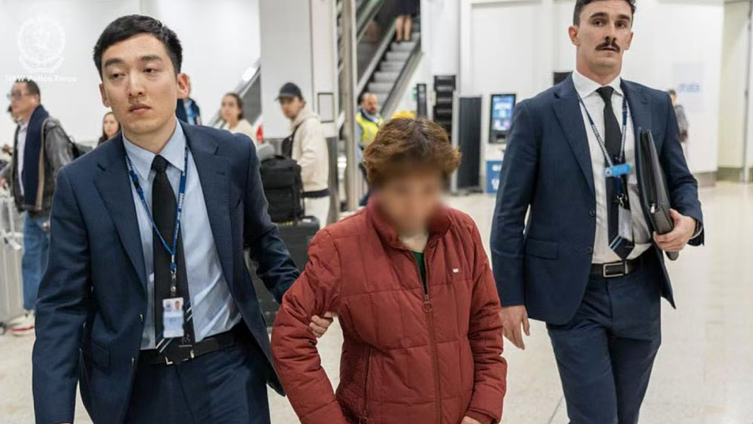 没跑掉!新州警方在国际机场将华人女子逮捕!妈妈们拍手称快(组图) - 7