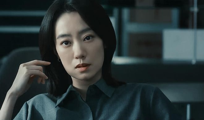 成本超2亿，9小时票房仅395万，百亿导演陈思诚要败走暑期档？0（组图） - 1