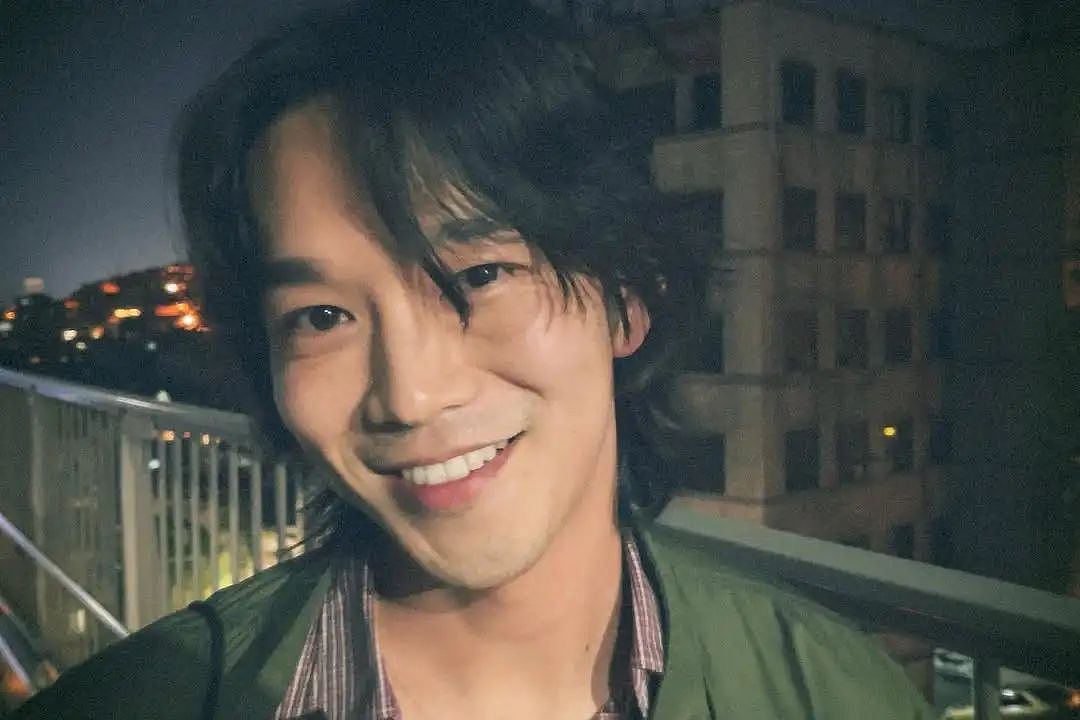 收割无数男神的韩国收视女王,彻底栽在了这个小10岁的弟弟身上(组图) - 18