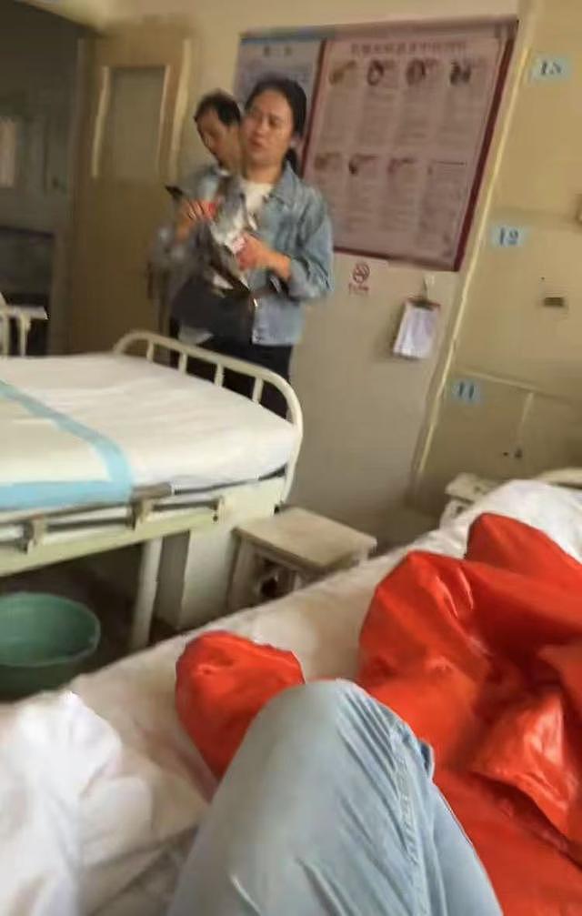 导游称接回坐过站男孩遭其父殴打,孩子舅舅:起因在他(组图) - 2