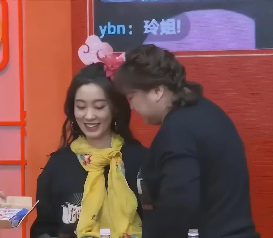狗仔疑曝张小斐爆红内幕：贾玲不遗余力捧10年，两人暧昧细节曝光（组图） - 18