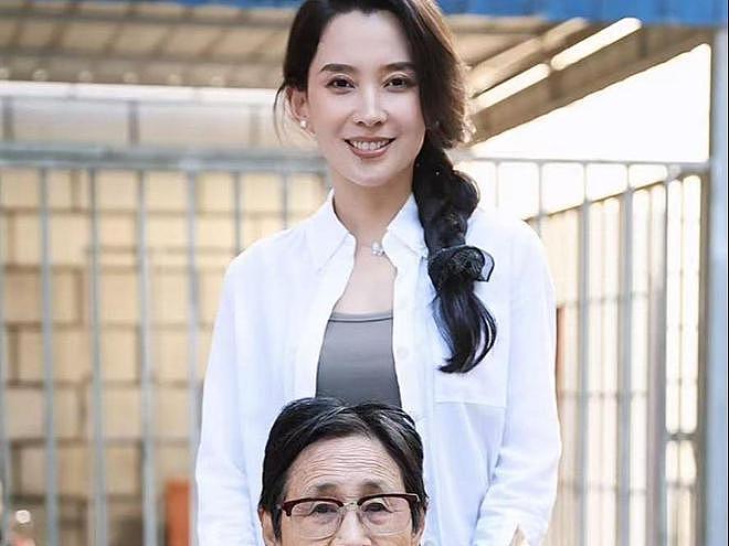 汪峰女友森林北首次公开离婚原因，想有自己的工作，家庭状况曝光（组图） - 1