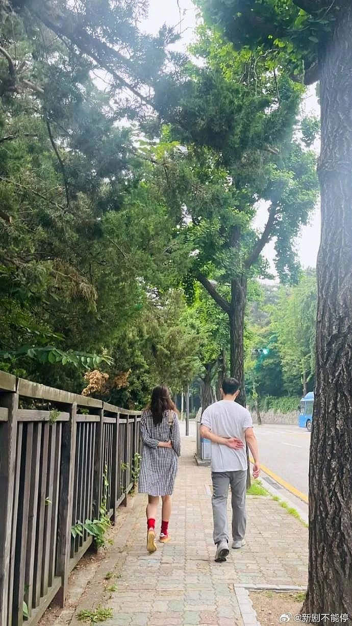 收割无数男神的韩国收视女王,彻底栽在了这个小10岁的弟弟身上(组图) - 6