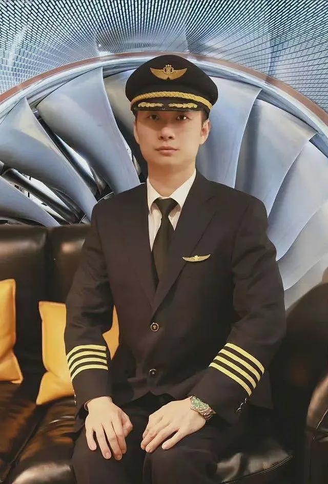 曝南航机长年薪超70万!妻子再发声,曝工作人员将她和婆婆弄伤(组图) - 1