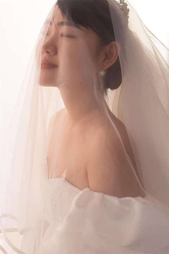 相识13天闪婚4个月后妻子车祸去世，丈夫：没有骗保，知道她患癌仍决定结婚（组图） - 2