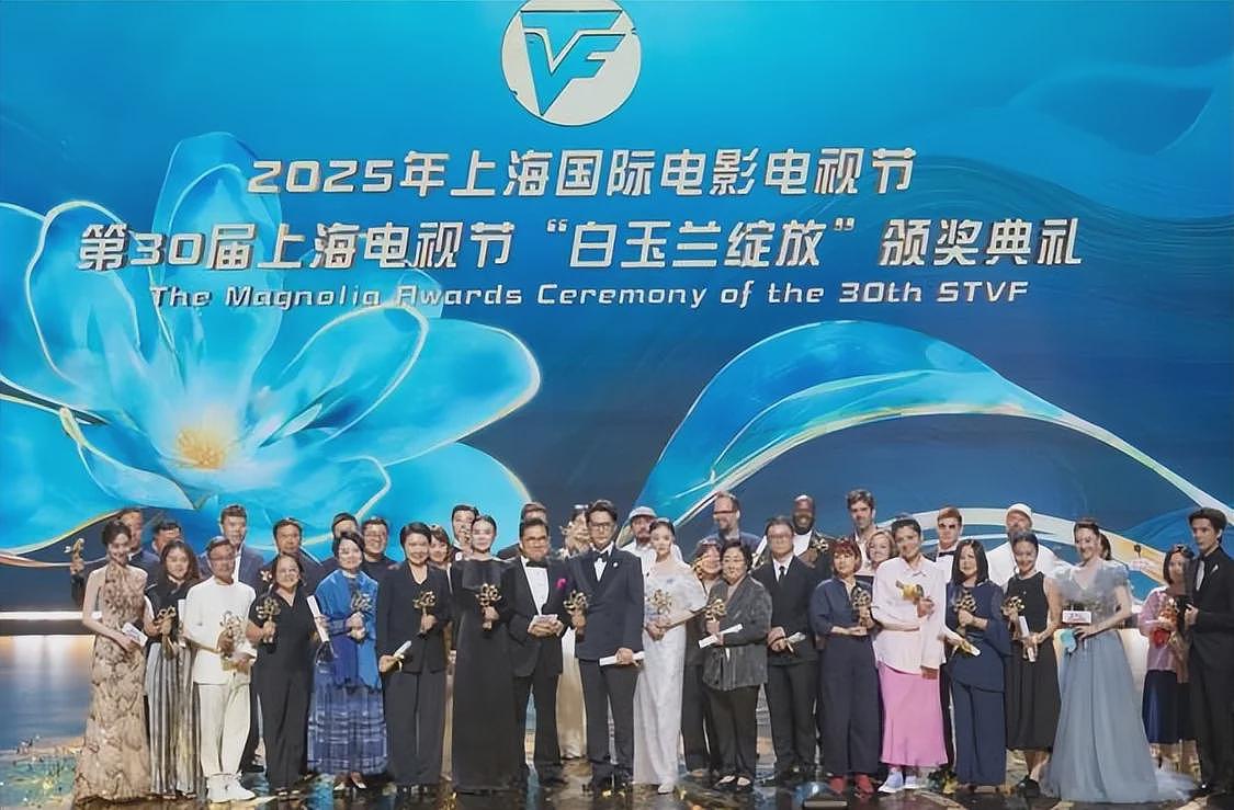 咸猪手、开黄腔！主持人曹可凡“越扒越有”，姜妍不是第一受害者（组图） - 5