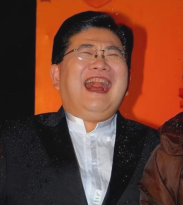 咸猪手、开黄腔！主持人曹可凡“越扒越有”，姜妍不是第一受害者（组图） - 25