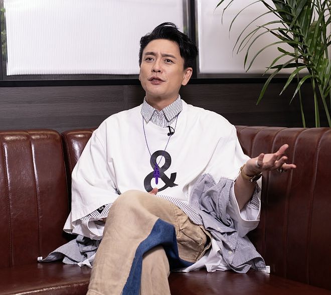 44岁黄宗泽称不结婚是在报复母亲，曝曾因母亲强烈反对与女友分手（组图） - 1