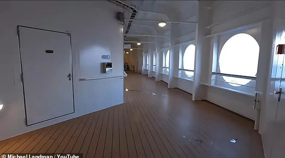 父女豪华邮轮坠海事件真相出了？没拍照，女孩自己爬上护栏翻出去的？网友：还是怪父母（组图） - 2