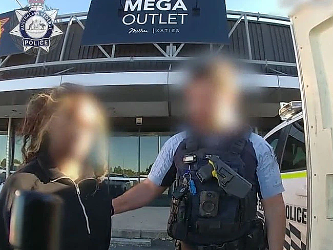 18岁少女从香港入境澳洲，刚下飞机就被捕！行李箱内竟是…（组图） - 6