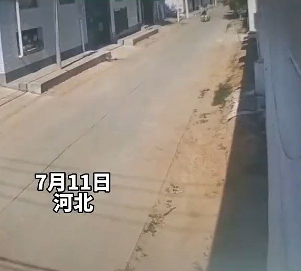 惊悚视频曝光!河南破40℃马路热到爆炸,私家车巧偶一事避过大劫(视频/组图) - 7