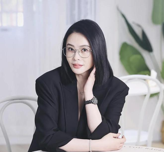 48岁萧淑慎首谈老公性侵风波，婚后流产5次：允许他乱搞但别曝光（组图） - 10