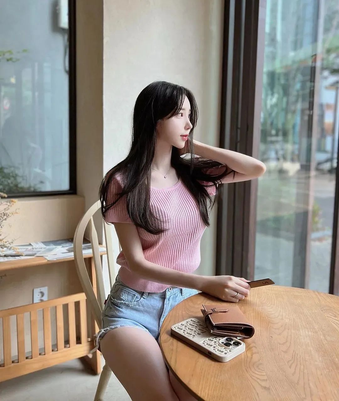 【美女】韩国的顶级网红美女！又甜又辣，极致腰臀比（组图） - 14